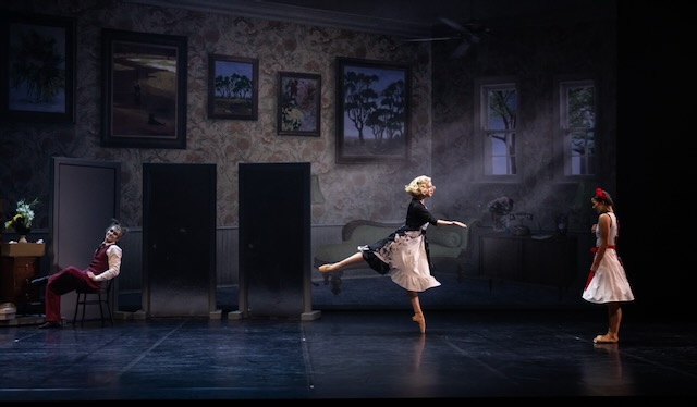 Red Riding Hood and The Wolf / Queensland Ballet