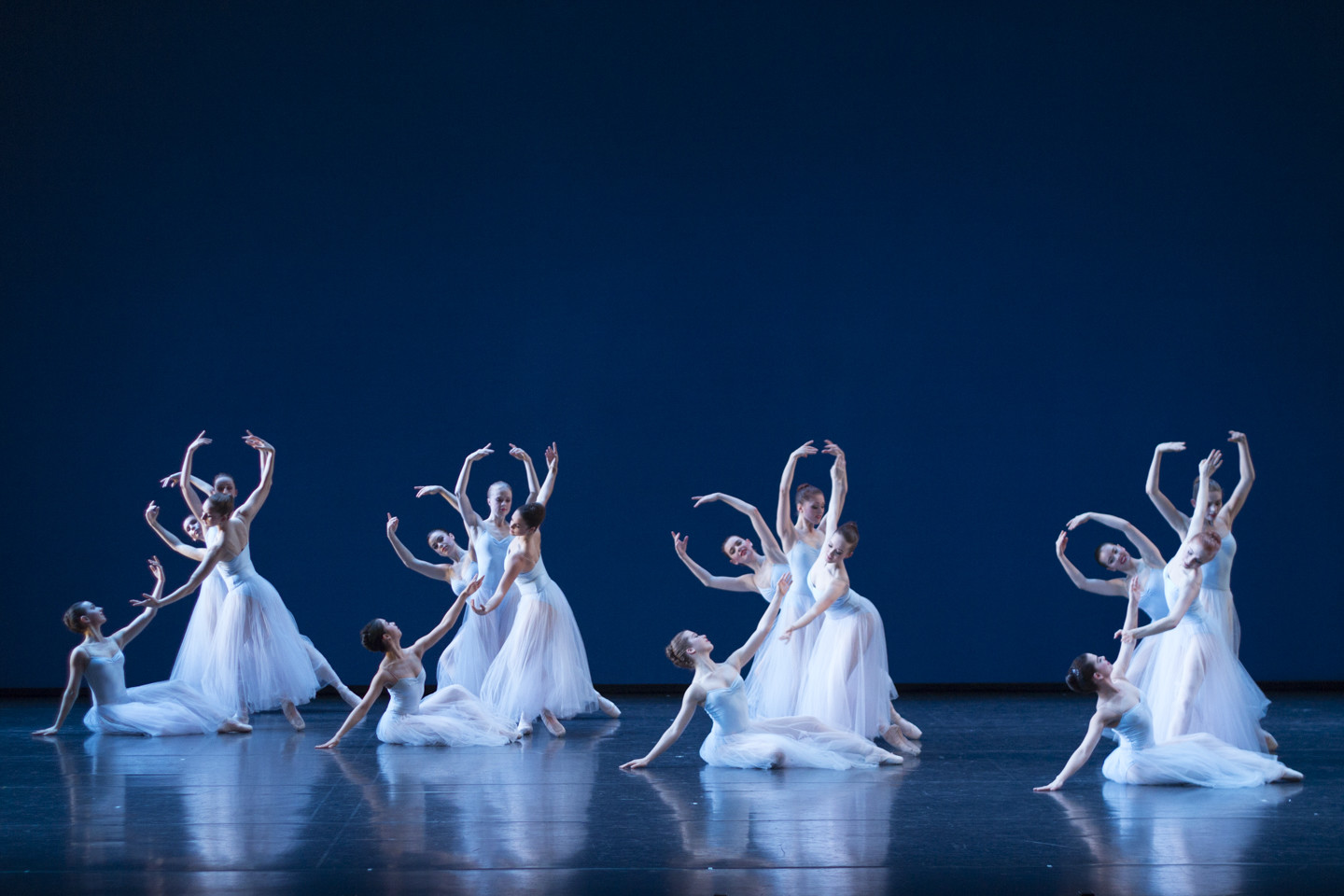 Flourish / Queensland Ballet