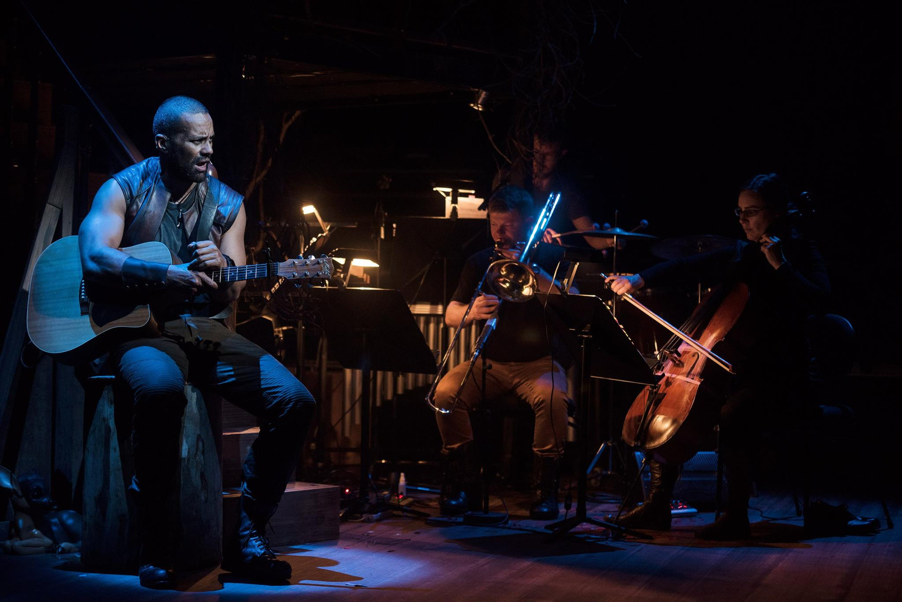 Ben Hughes / Lighting Designer - Cabaret Berserkus / Gold Coast Arts Centre